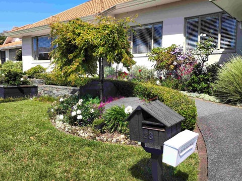 23 Gillett Place, Botany Downs, Auckland
