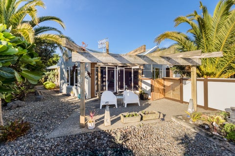 43 Quadrant Heights, Paraparaumu