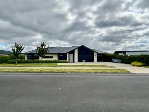 42 Alan Livingston Drive, Cambridge, Cambridge