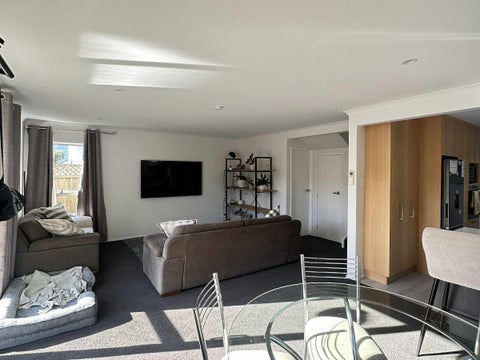 2/75 Point Road, Monaco, Nelson