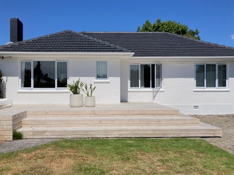 34 Tarahua Road, Vogeltown, New Plymouth