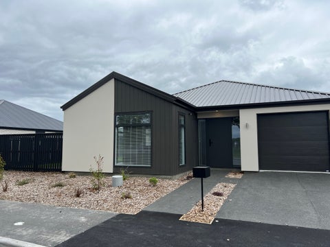 73 Akoranga Place, Hornby, Christchurch