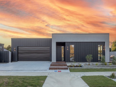 32 Memorial Drive, Hokowhitu, Palmerston North