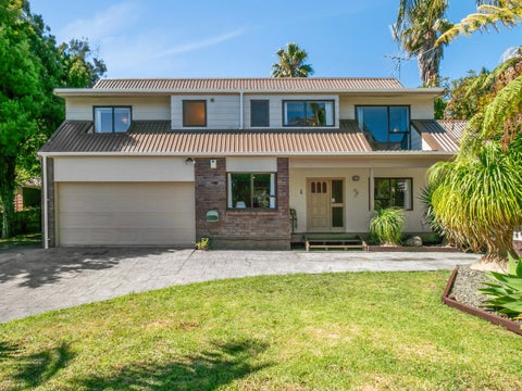 5 Gleneagles Grove, Wattle Downs, Auckland
