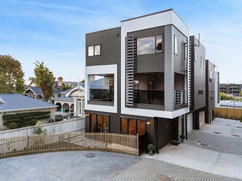 2/12 Claude Road, Epsom, Auckland