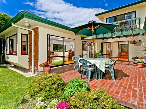 2/395 Beach Road, Mairangi Bay, Auckland