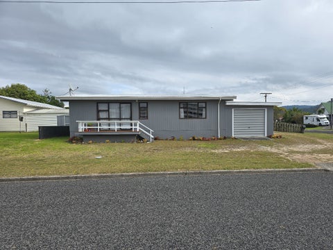300 Linton Crescent, Whangamatā