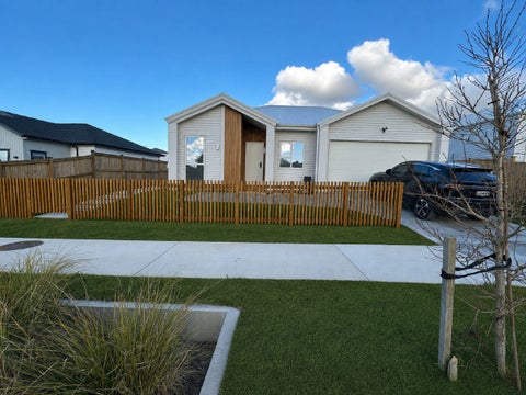 14 Kanono Way, Helensville, Helensville