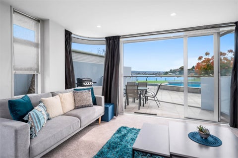 2 Lowell Place, Waipahihi, Taupō