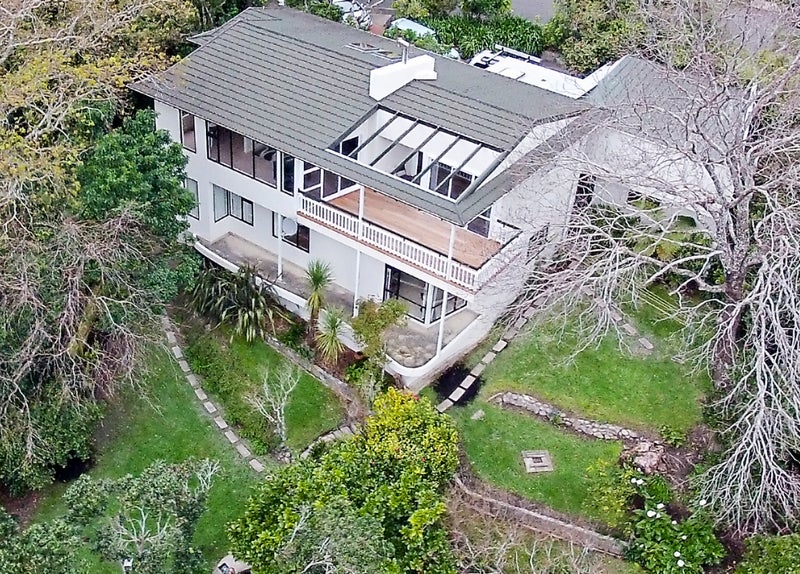 26 Walter Road, Lowry Bay, Lower Hutt - Carousel 1