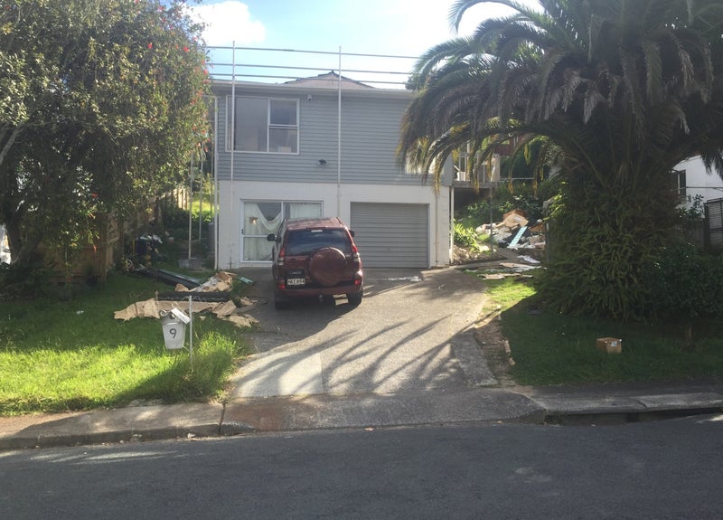 9 Keldale Place, Forrest Hill, Auckland - Carousel 1