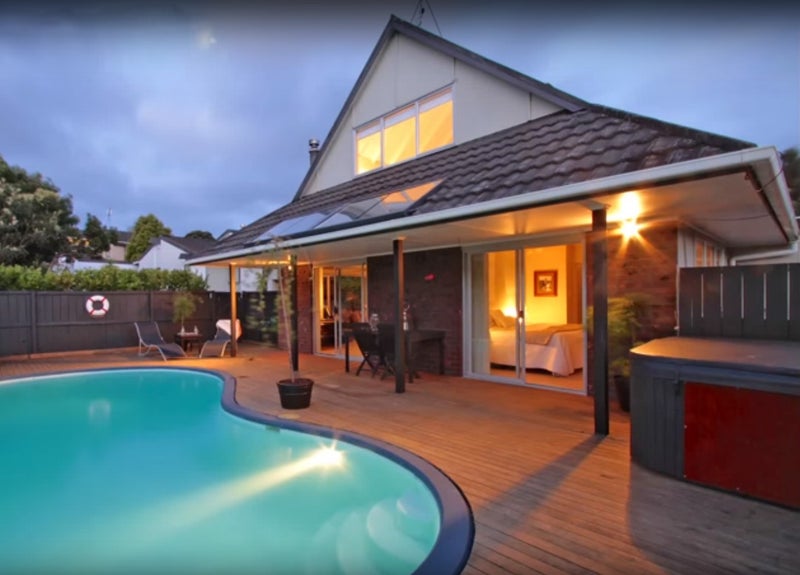 107 Porritt Avenue, Chatswood, Auckland - Carousel 1