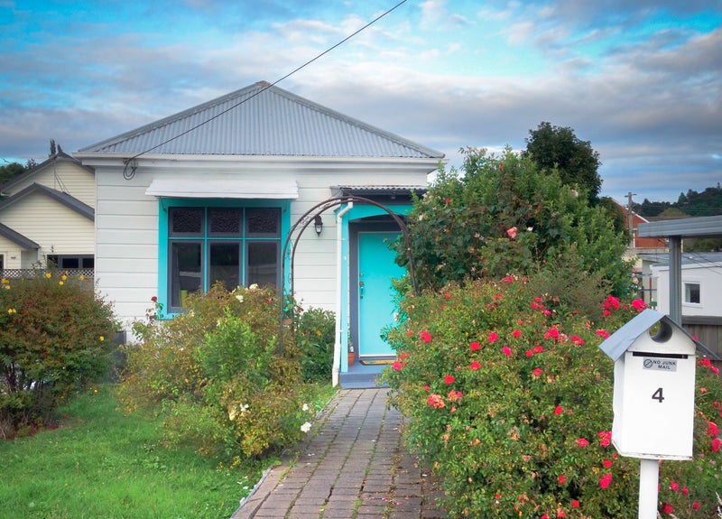 4 Baldwin Street, North East Valley, Dunedin - Carousel 1