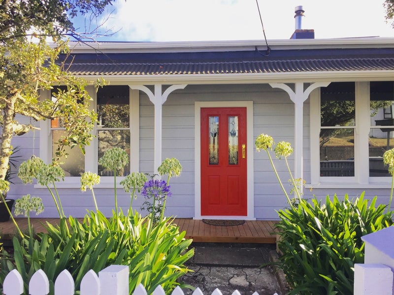 14 Luxford Street, Berhampore, Wellington - Carousel 1