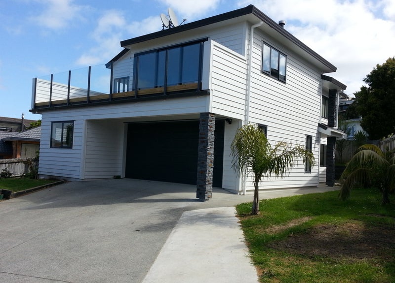 6A ASHLEY AVE, Long Bay , Auckland  - Carousel 1