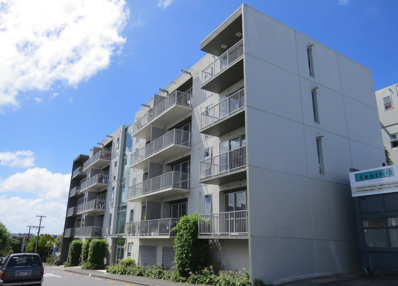 4F/21 Virginia Avenue East, Eden Terrace, Auckland - Carousel 1