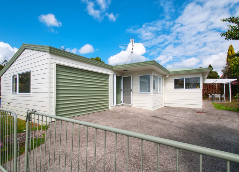 2/46 TILDEN AVE, Hillcrest, Auckland - Carousel 1