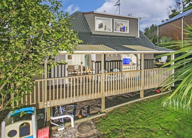 113B Carlisle Road, Torbay, Auckland - Carousel 1