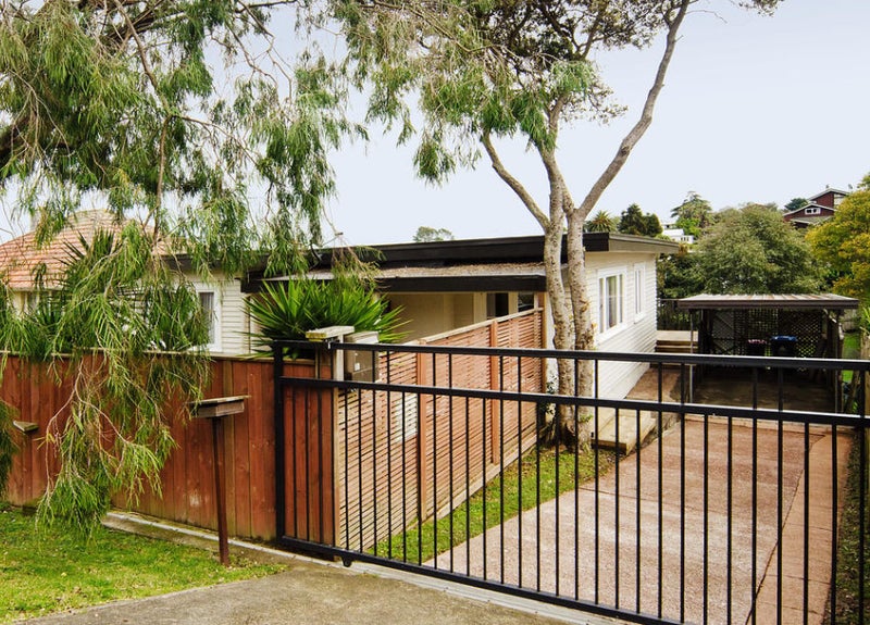 43 Whitney Street, New Windsor, Auckland - Carousel 1