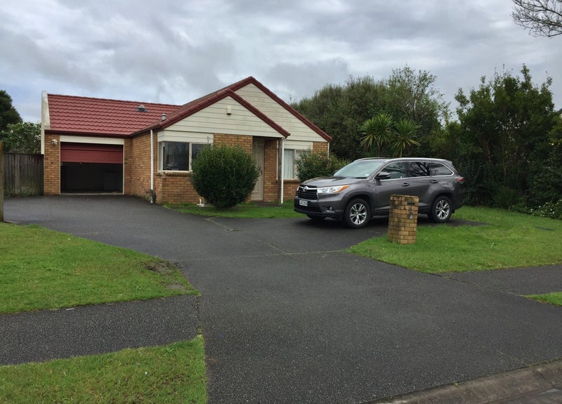 164 Waitemata Drive, Ranui, Auckland - Carousel 1