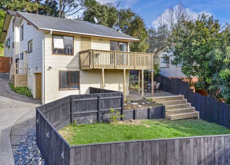 1/50 Stapleford Crescent, Browns Bay, Auckland - Carousel 1