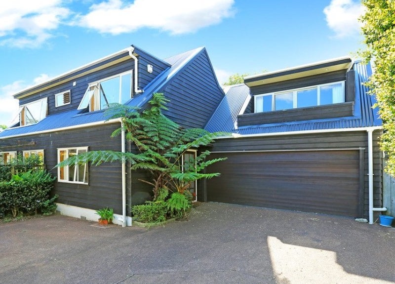 15C Temple Street, Meadowbank, Auckland - Carousel 1