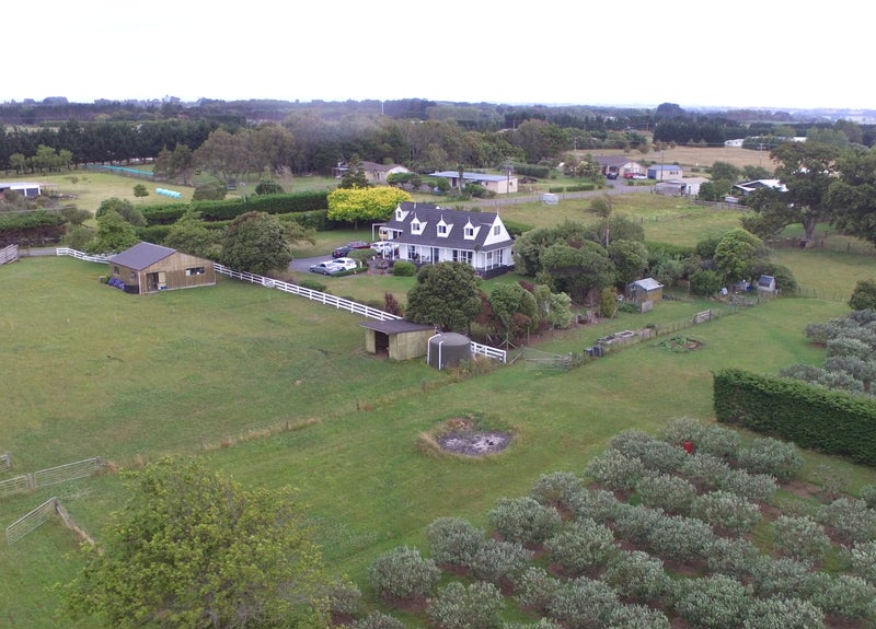 187E Clarks Beach Road, Pukekohe - Carousel 1