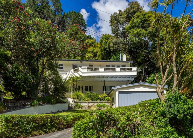 38A Rona Street, Eastbourne, Lower Hutt - Carousel 1