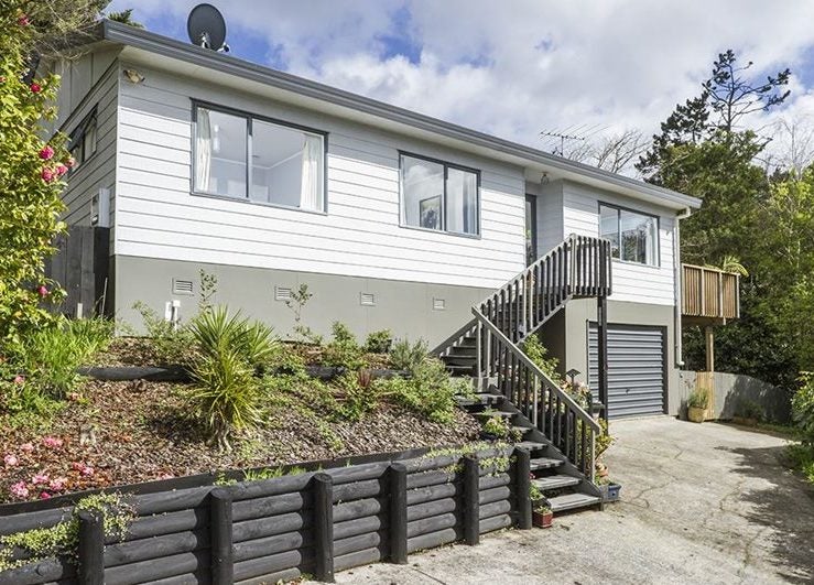 1/12 Valecrest Place, Bayview, Auckland - Carousel 1