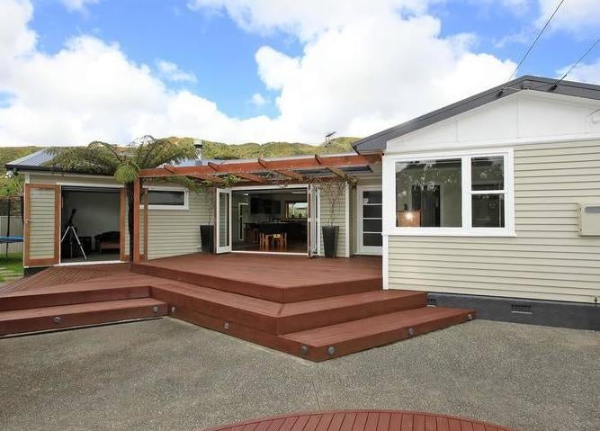 1 Freyberg Street, Waterloo, Lower Hutt - Carousel 1
