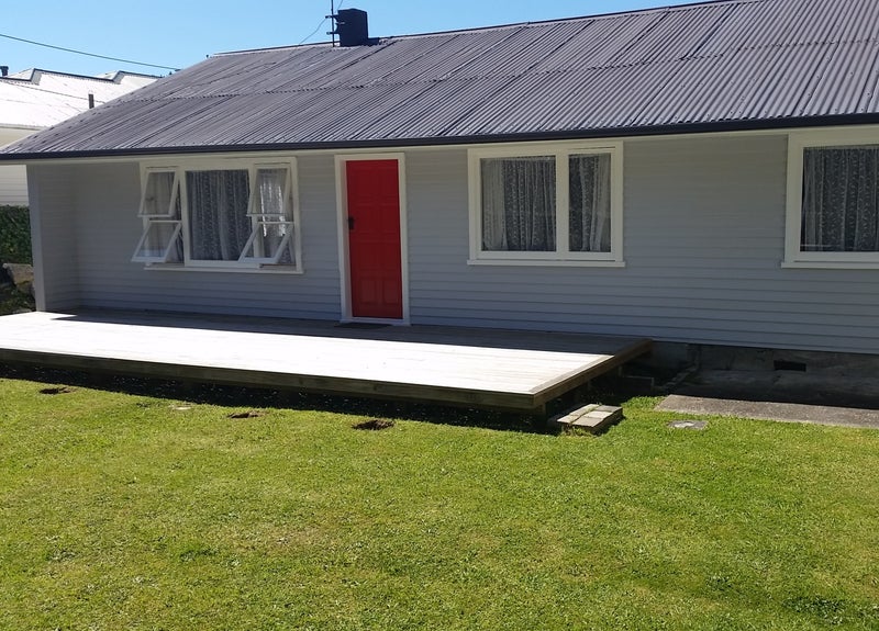 21 Pinehaven Road, Pinehaven, Upper Hutt - Carousel 1