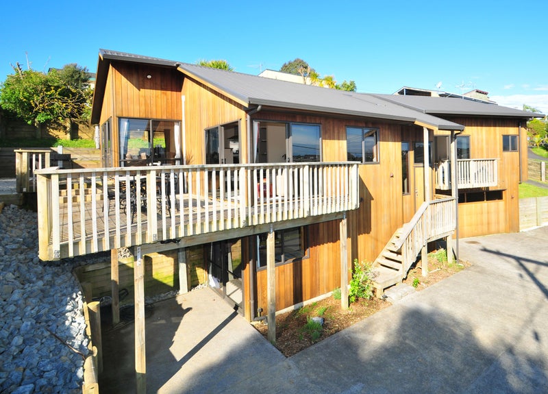 127 Stanmore Bay Road, Stanmore Bay, Whangaparaoa - Carousel 1