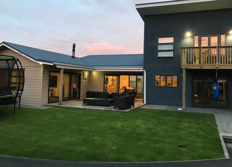 6 Luke Street, Ocean Grove, Dunedin - Carousel 1