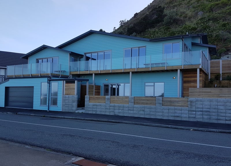 140 Owhiro Bay Parade, Owhiro Bay, Wellington - Carousel 1