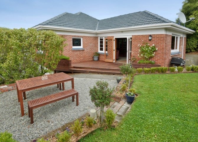 93 Forfar Street, Clyde Hill, Dunedin - Carousel 1