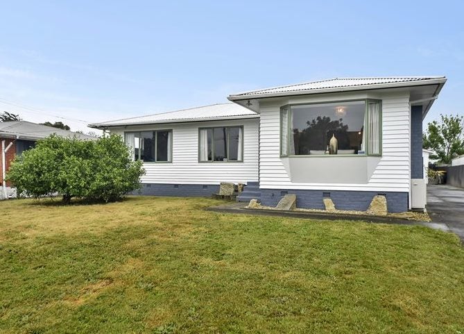 50 McKean Avenue, Manurewa, Auckland - Carousel 1