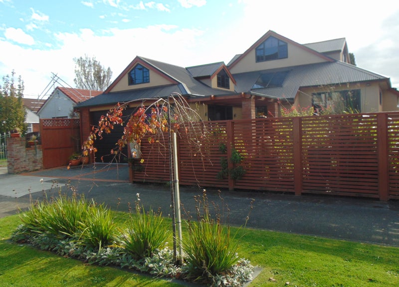 1/11 Bauchop Road, Waterloo, Lower Hutt - Carousel 1