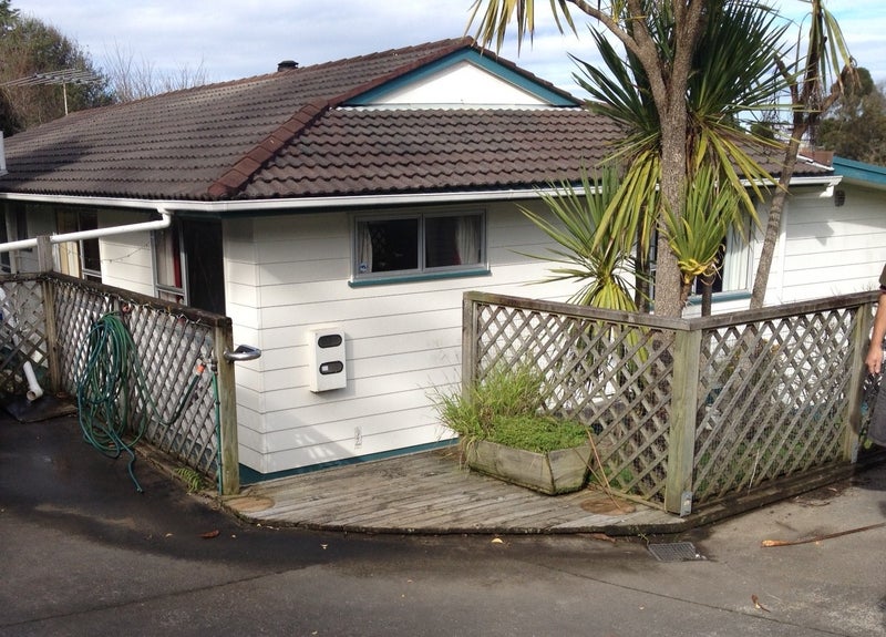 47 Sycamore Drive, Sunnynook, Auckland - Carousel 1