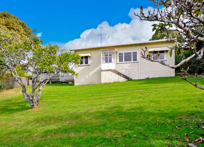 2/102 New Windsor Road, New Windsor, Auckland - Carousel 1