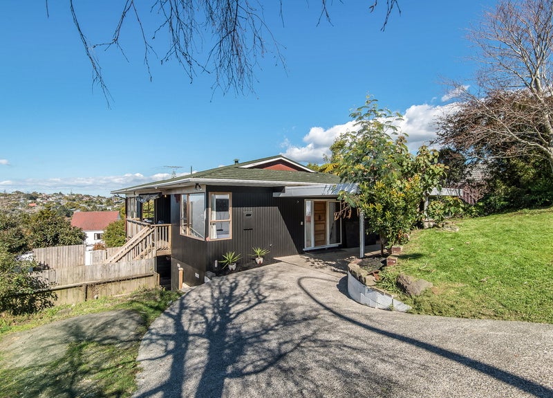 156 Glamorgan Drive, Torbay, Auckland - Carousel 1
