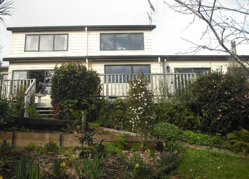 71 HYLAND PL, Waiuku, Waiuku - Carousel 1
