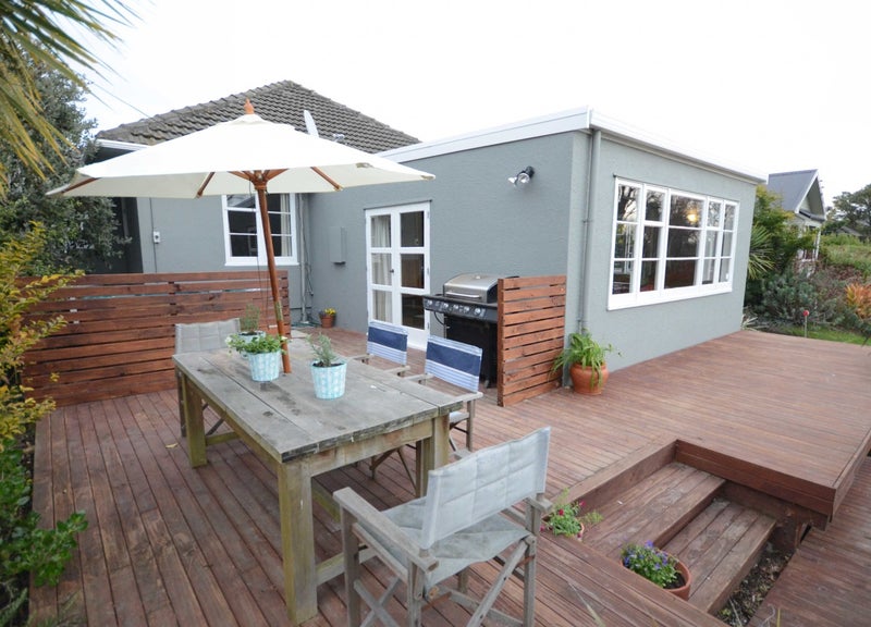 356 Riverlaw Terrace, Saint Martins, Christchurch - Carousel 1