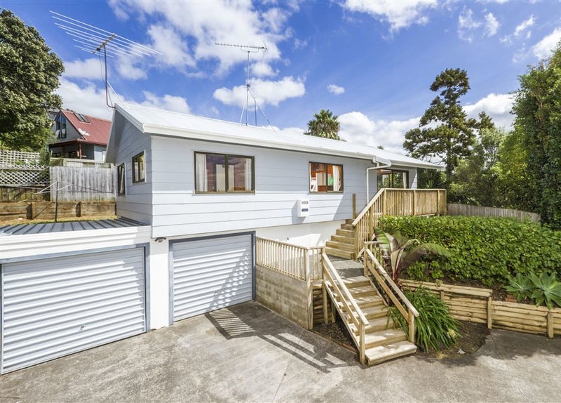 2/48 Nor'east Drive, Northcross, Auckland - Carousel 1
