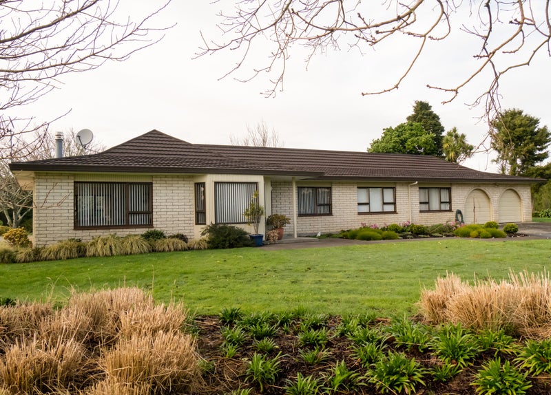 14 Dunsmuir Road, Waiuku - Carousel 1