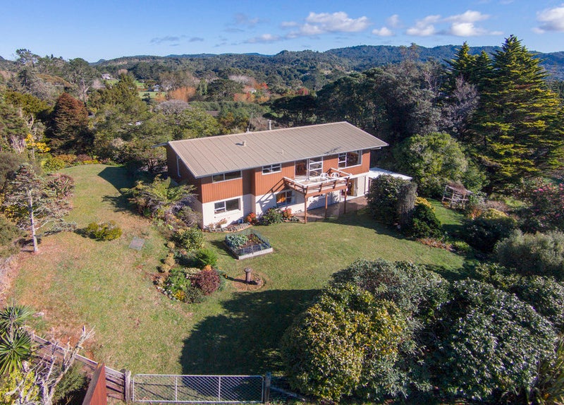 202 Carter Road, Oratia, Auckland - Carousel 1