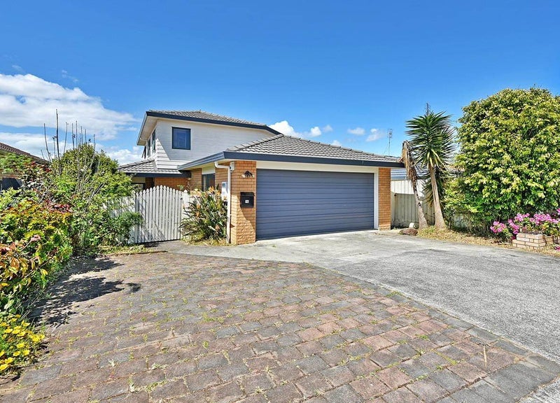 16 Lolim Place, Favona, Auckland - Carousel 1