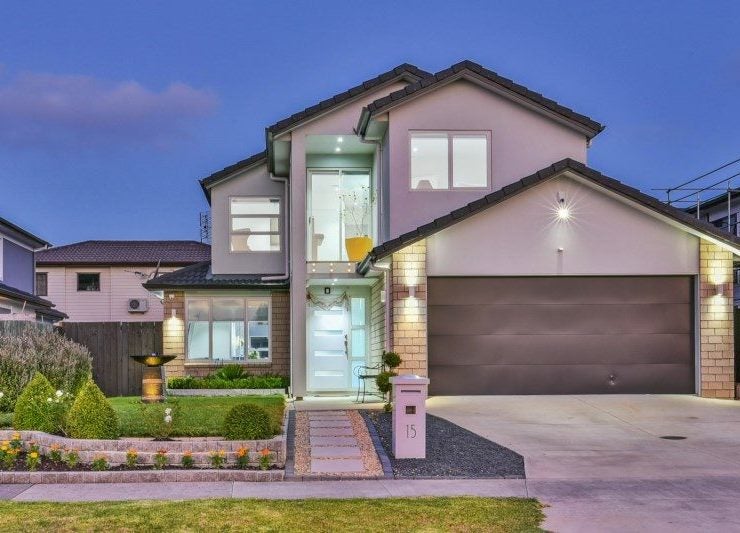 15 Reding Street, Takanini, Auckland - Carousel 1
