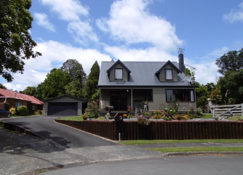 9 Eliot Place, Leamington, Cambridge - Carousel 1