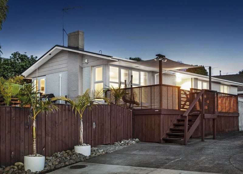 1/51 Larne Avenue, Pakuranga Heights, Auckland - Carousel 1