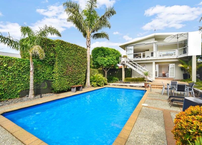 152 Aberdeen Road, Campbells Bay, Auckland - Carousel 1